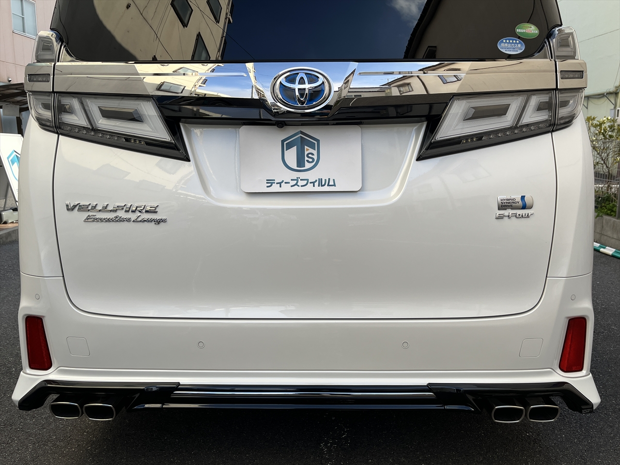 カスタムエアロパーツ塗装取付・マフラー交換