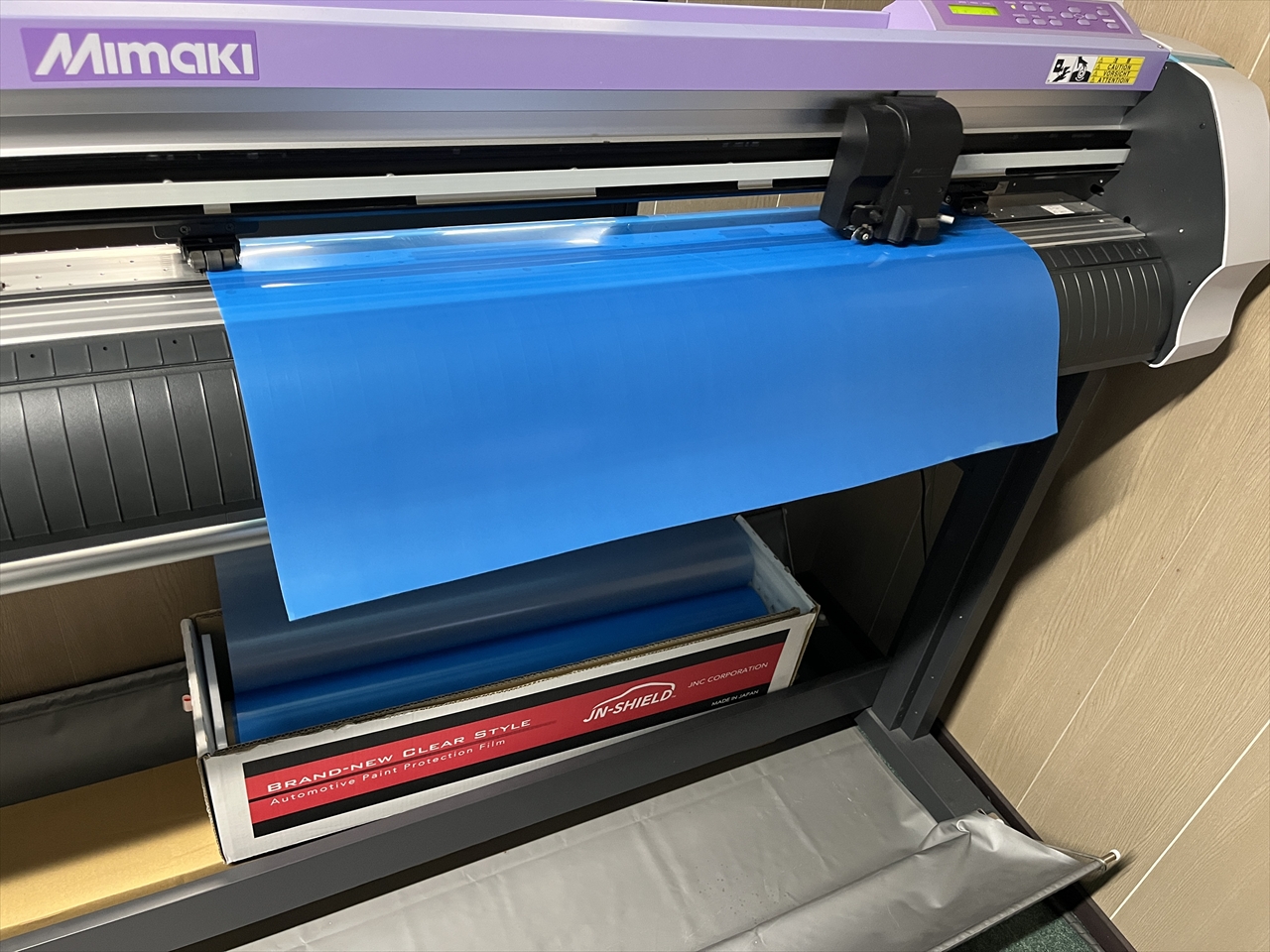 ヘッドライト磨き(研磨)・プロテクションフィルム