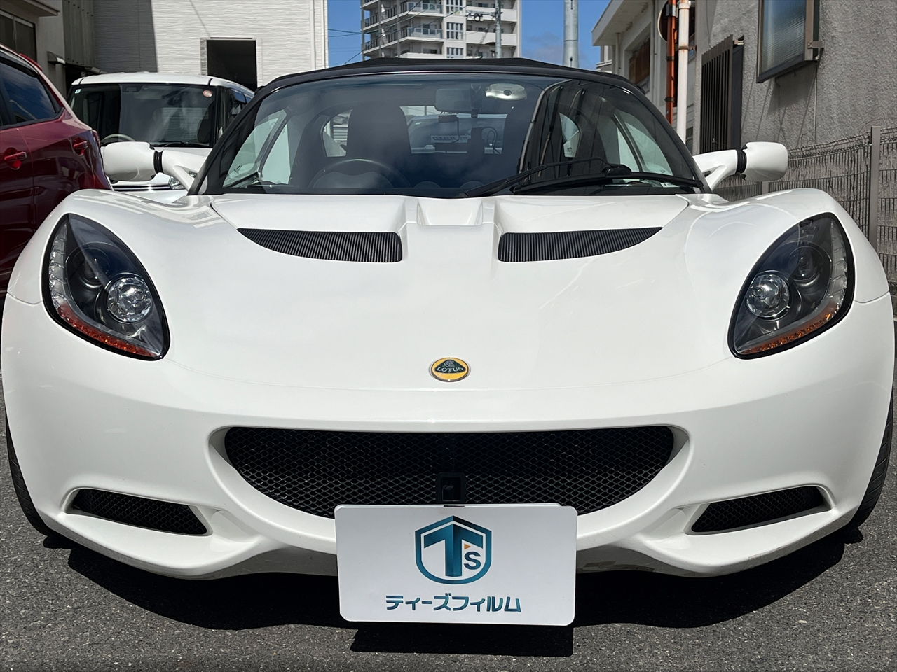 ヘッドライト磨き(研磨)・プロテクションフィルム