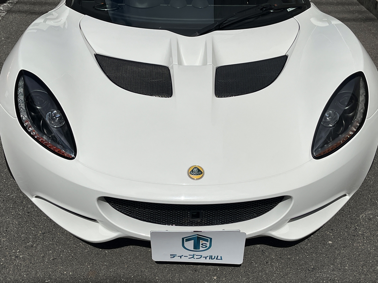 ヘッドライト磨き(研磨)・プロテクションフィルム