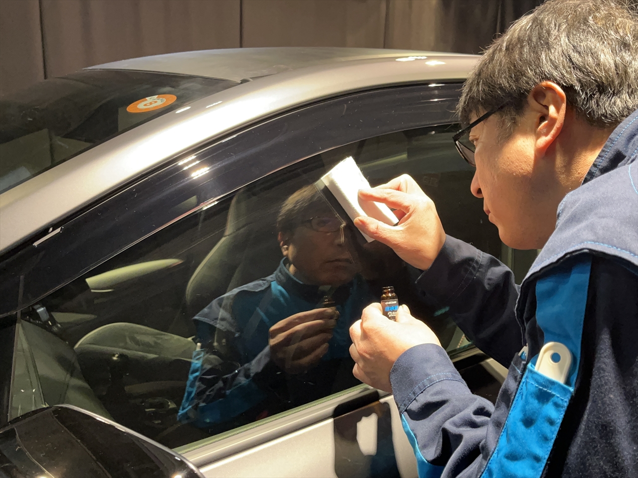 ガラス撥水コーティング