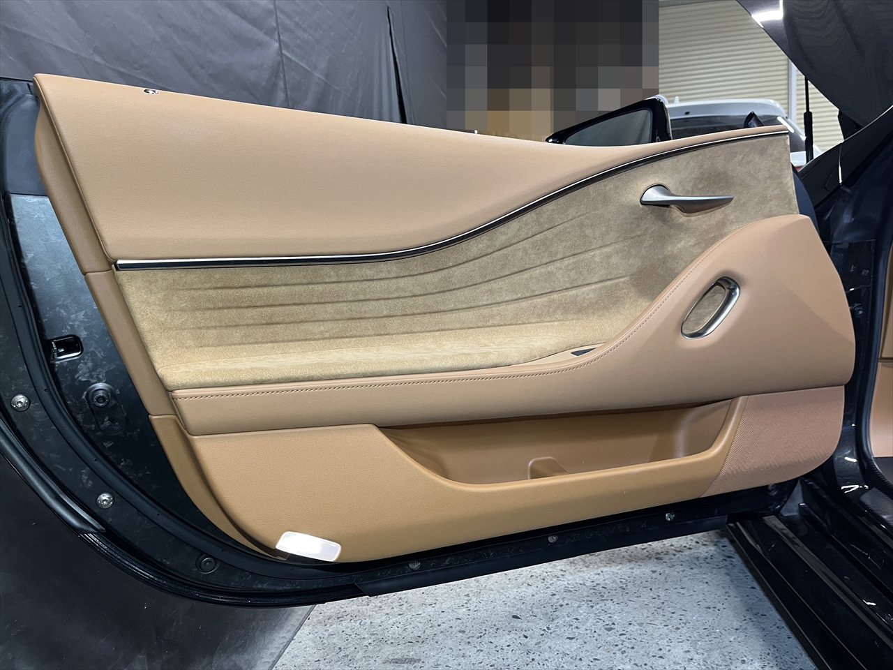 車内クリーニング (タバコ臭)