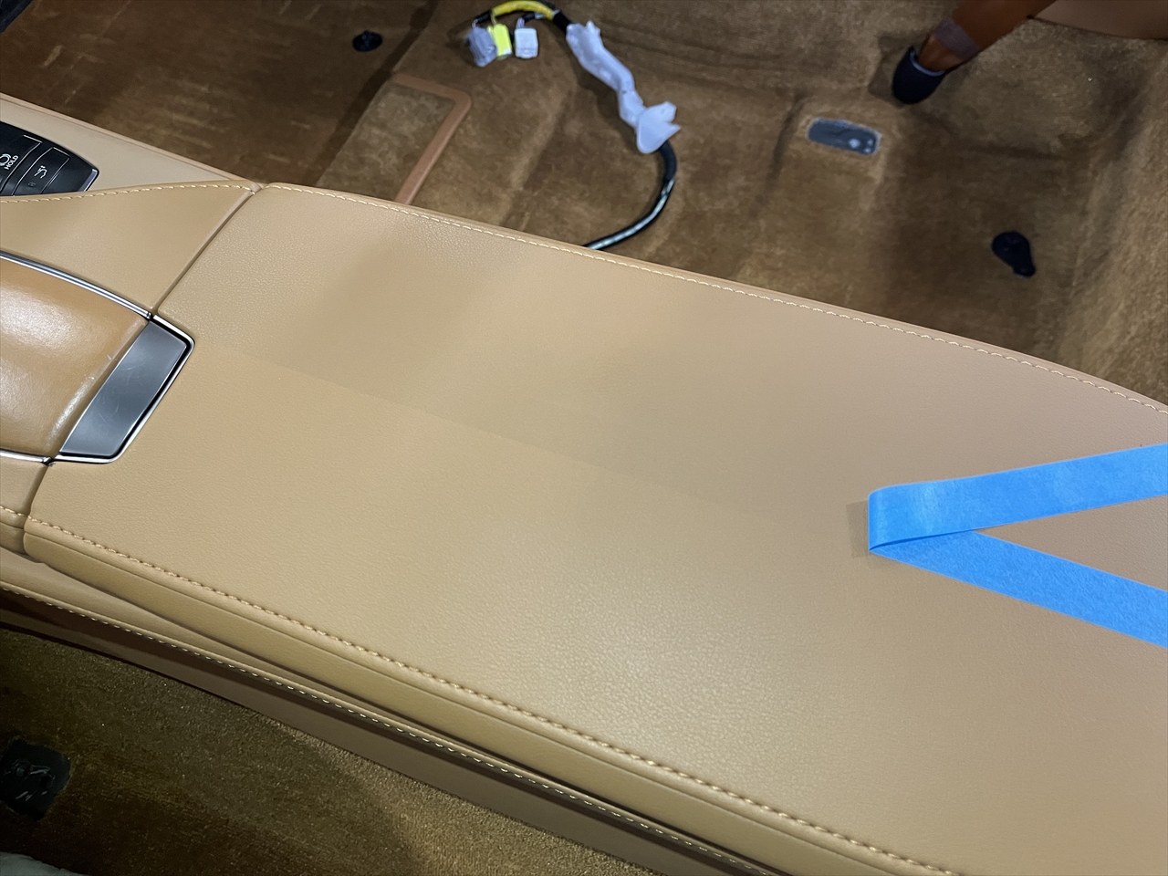 車内クリーニング (タバコ臭)