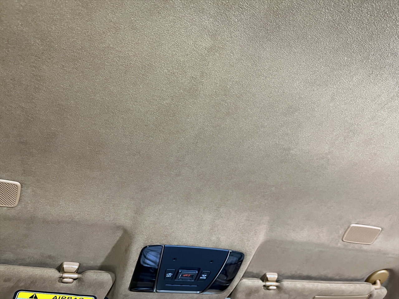 車内クリーニング (タバコ臭)