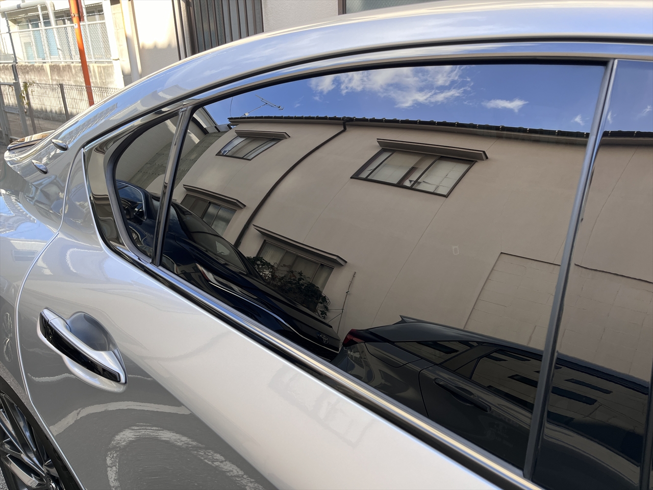 ガラス撥水コーティング