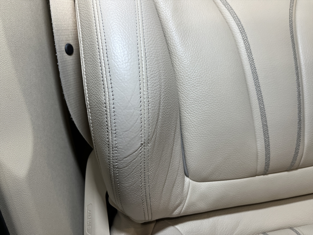 内装リペア・修理(レザーシート補修)