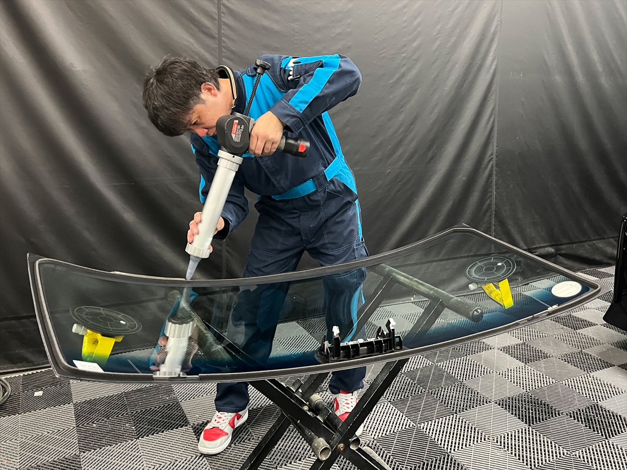 フロントガラス交換・修理