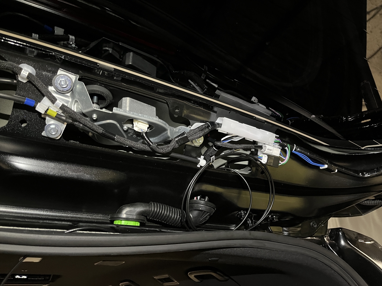 用品取付(デジタルインナーミラー)