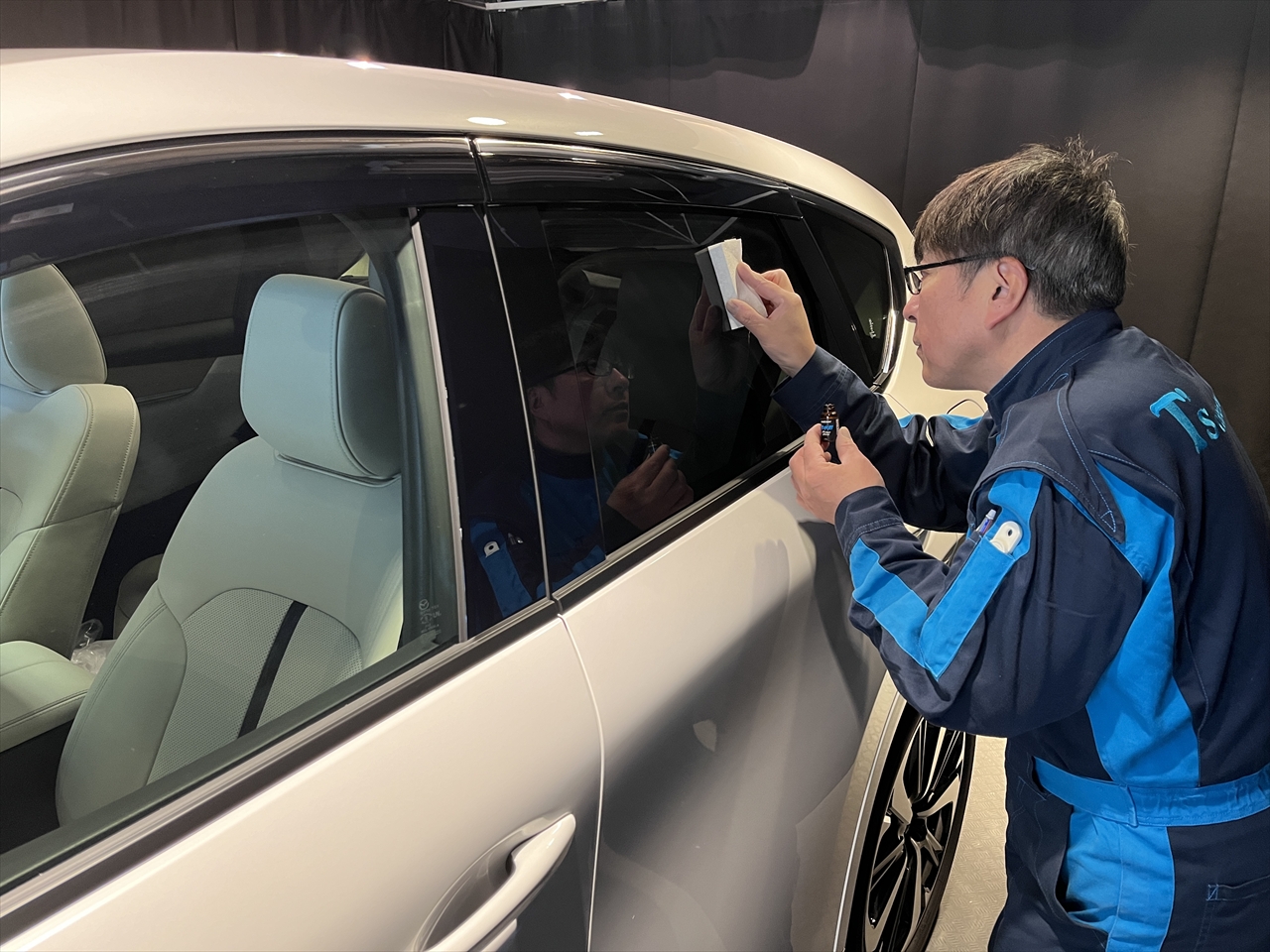 ガラス撥水コーティング