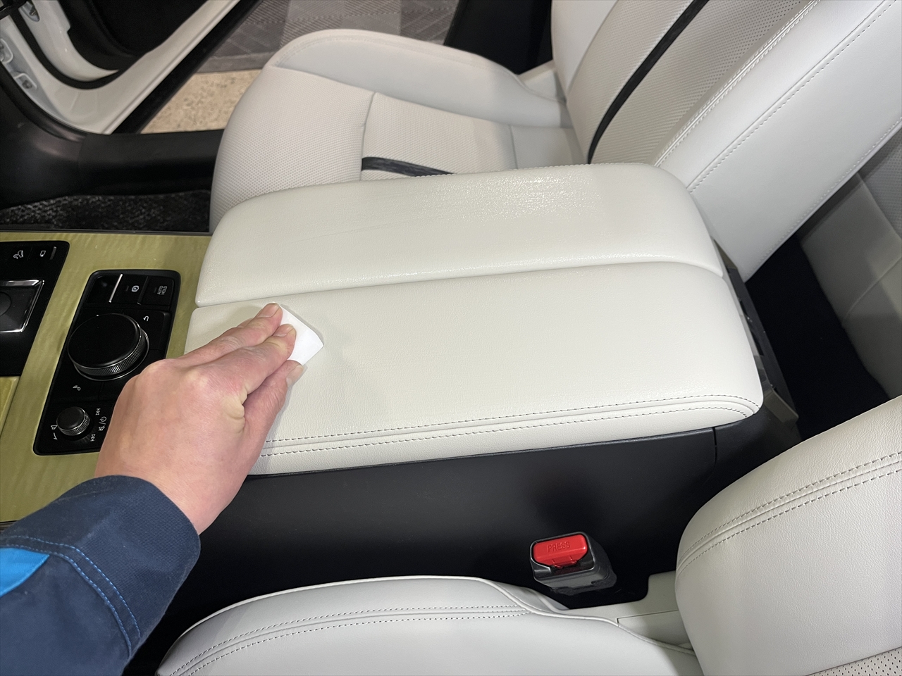 レザーコーティング