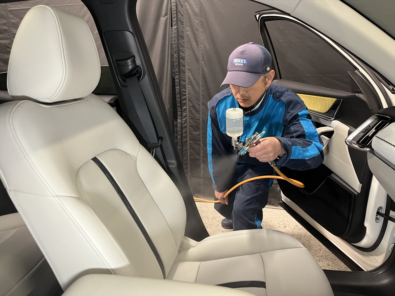 レザーコーティング