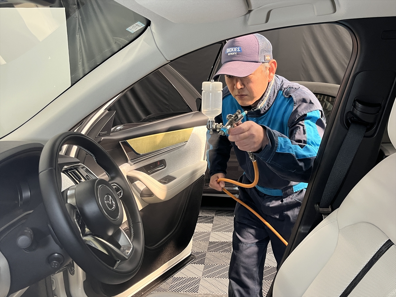 レザーコーティング