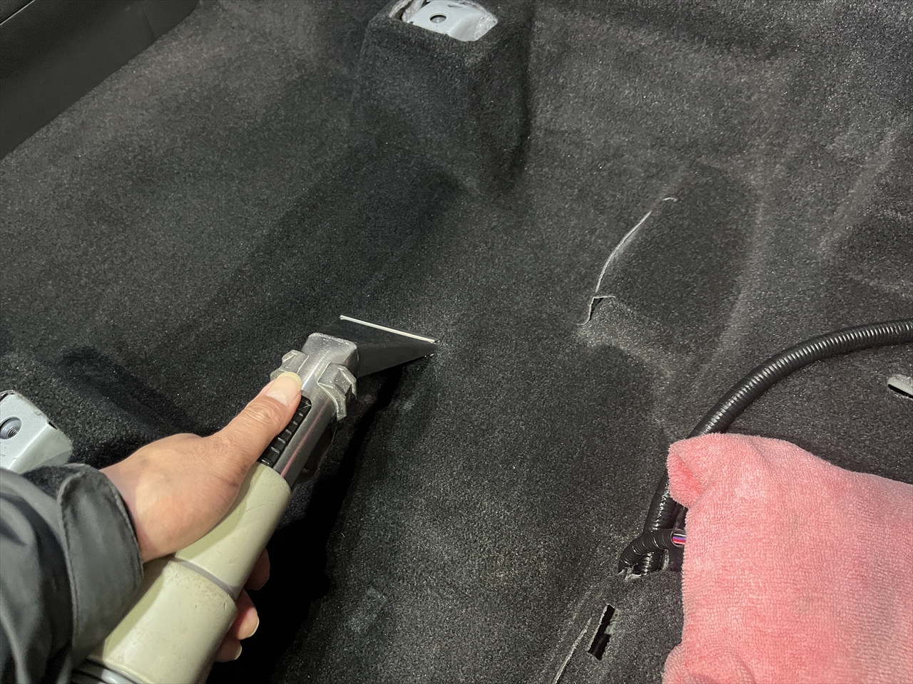 車内クリーニング (嘔吐)