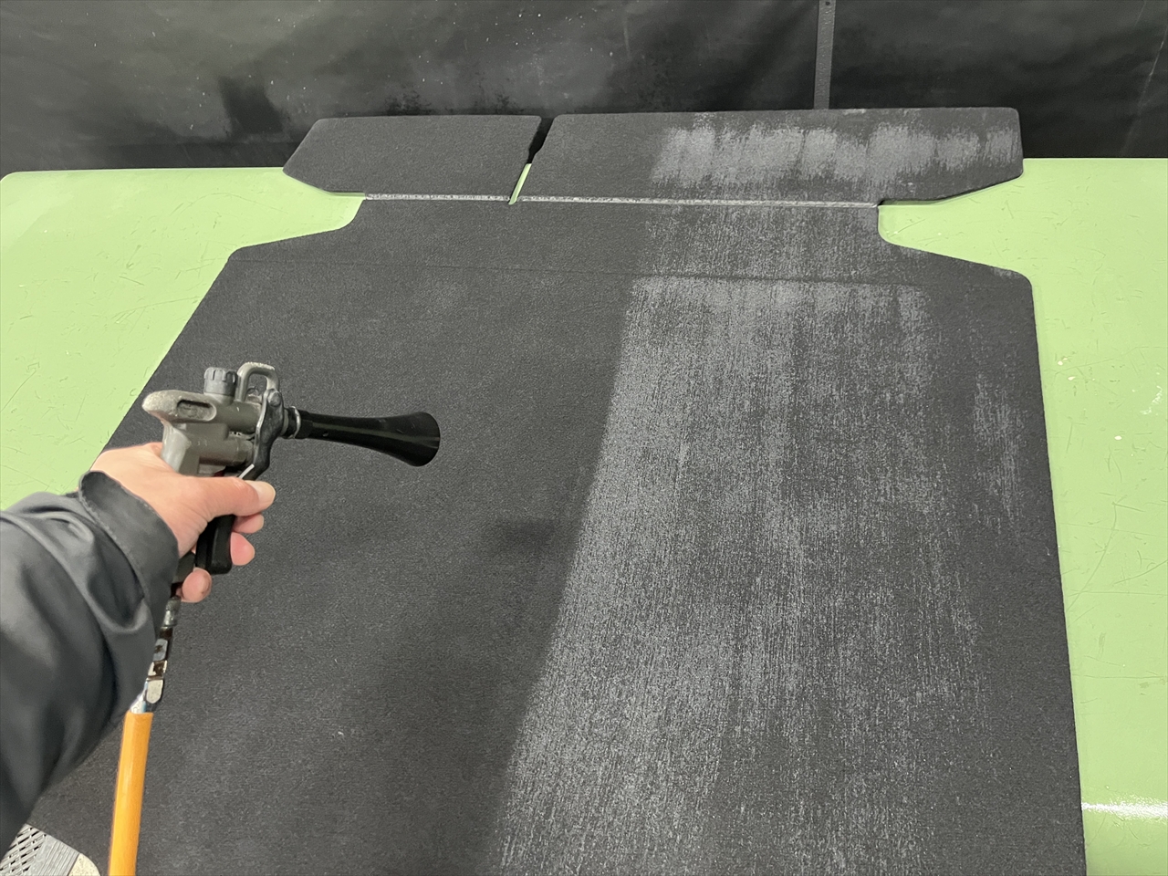 車内クリーニング (嘔吐)