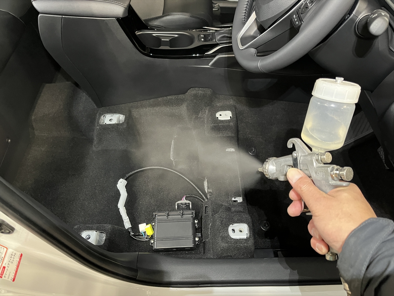 車内クリーニング (嘔吐)