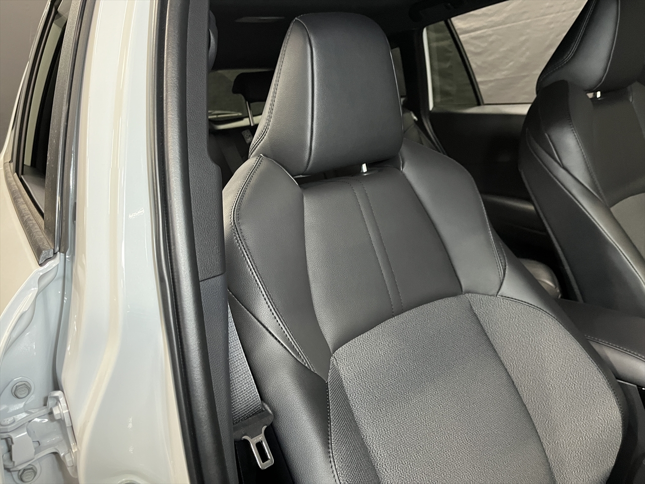 車内クリーニング (嘔吐)