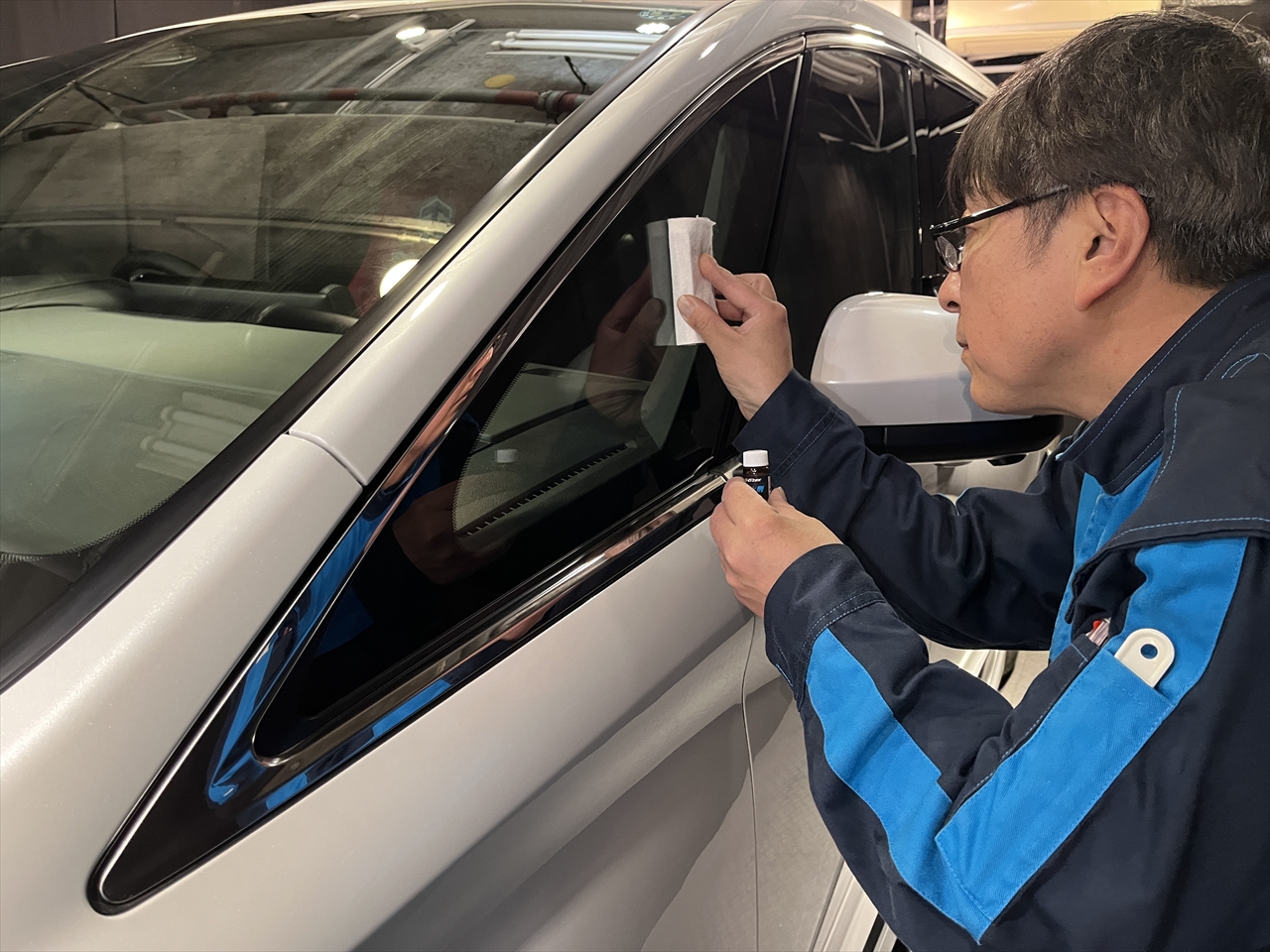 ガラス撥水コーティング