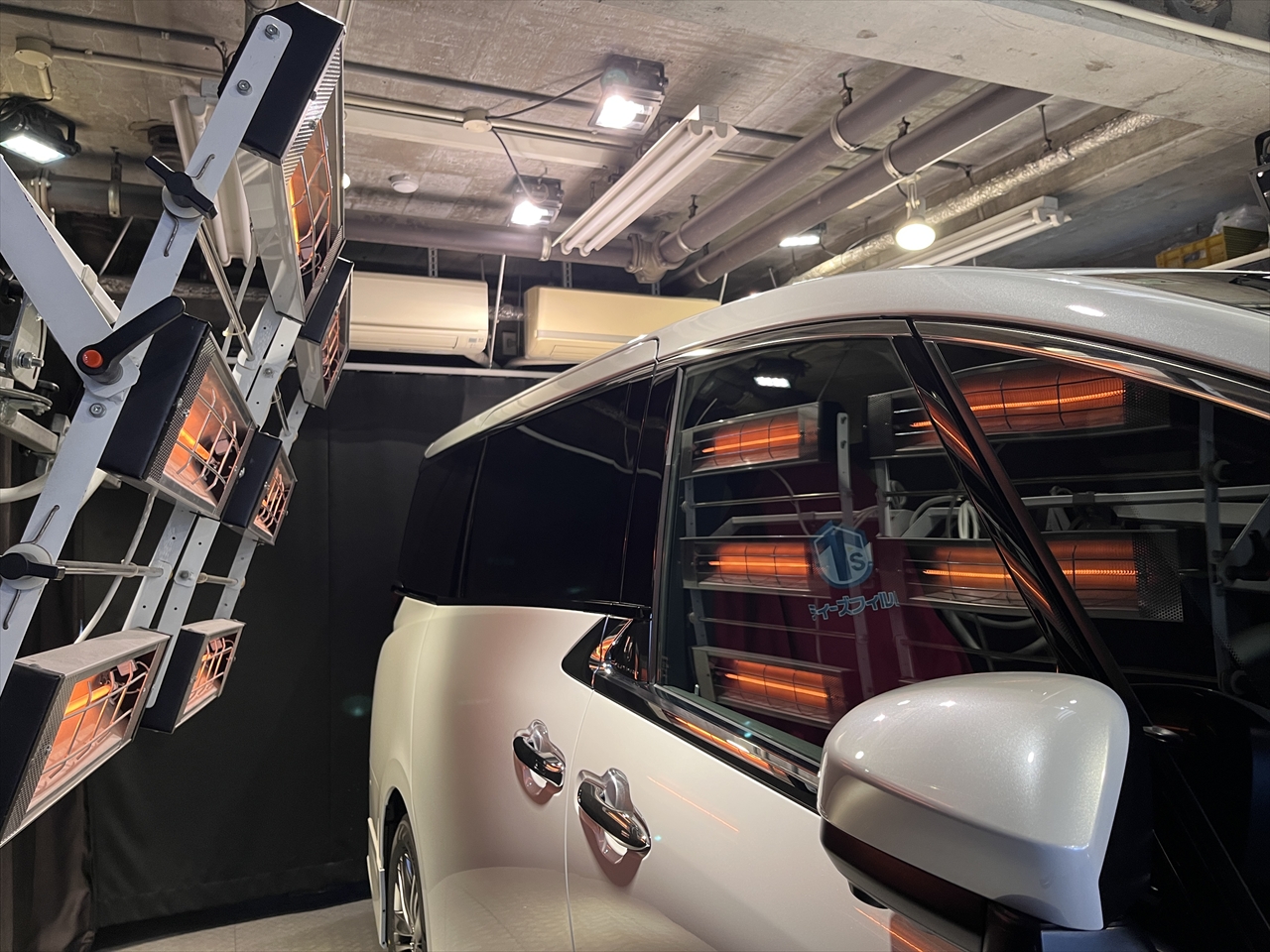 ガラス撥水コーティング