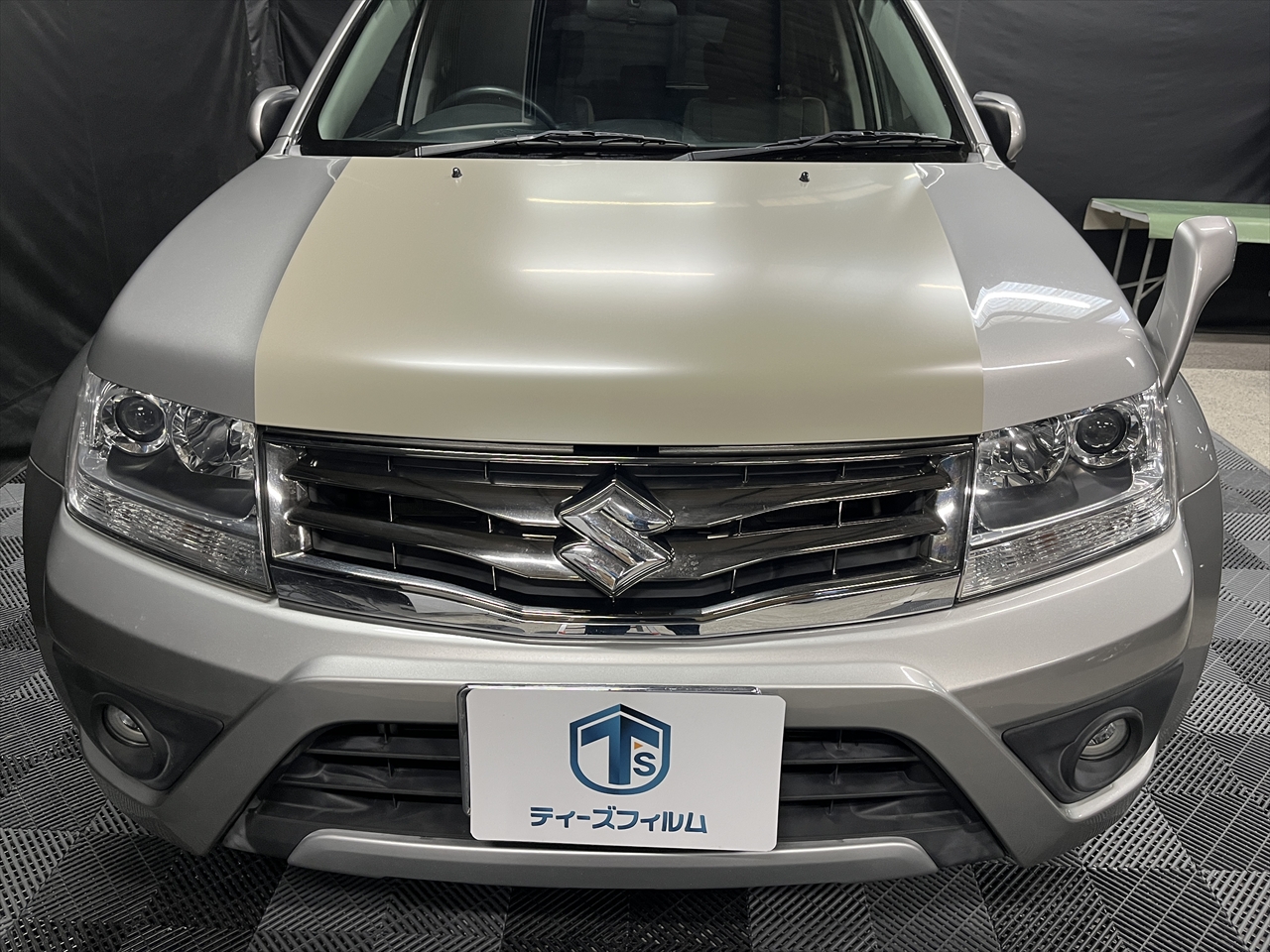 カーラッピングフィルム(ボンネット)