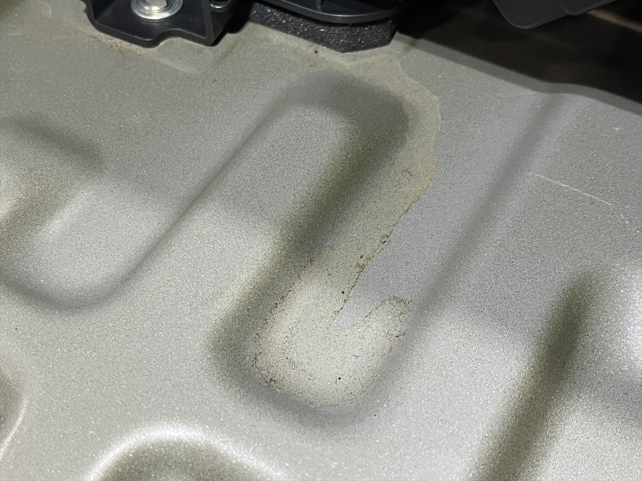 車内クリーニング(灯油こぼし)