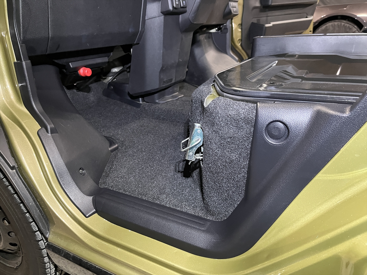 車内クリーニング(灯油こぼし)