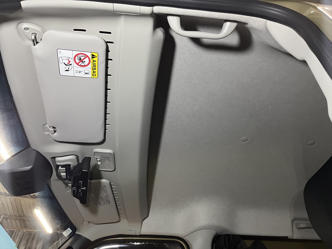 車内クリーニング(灯油こぼし)