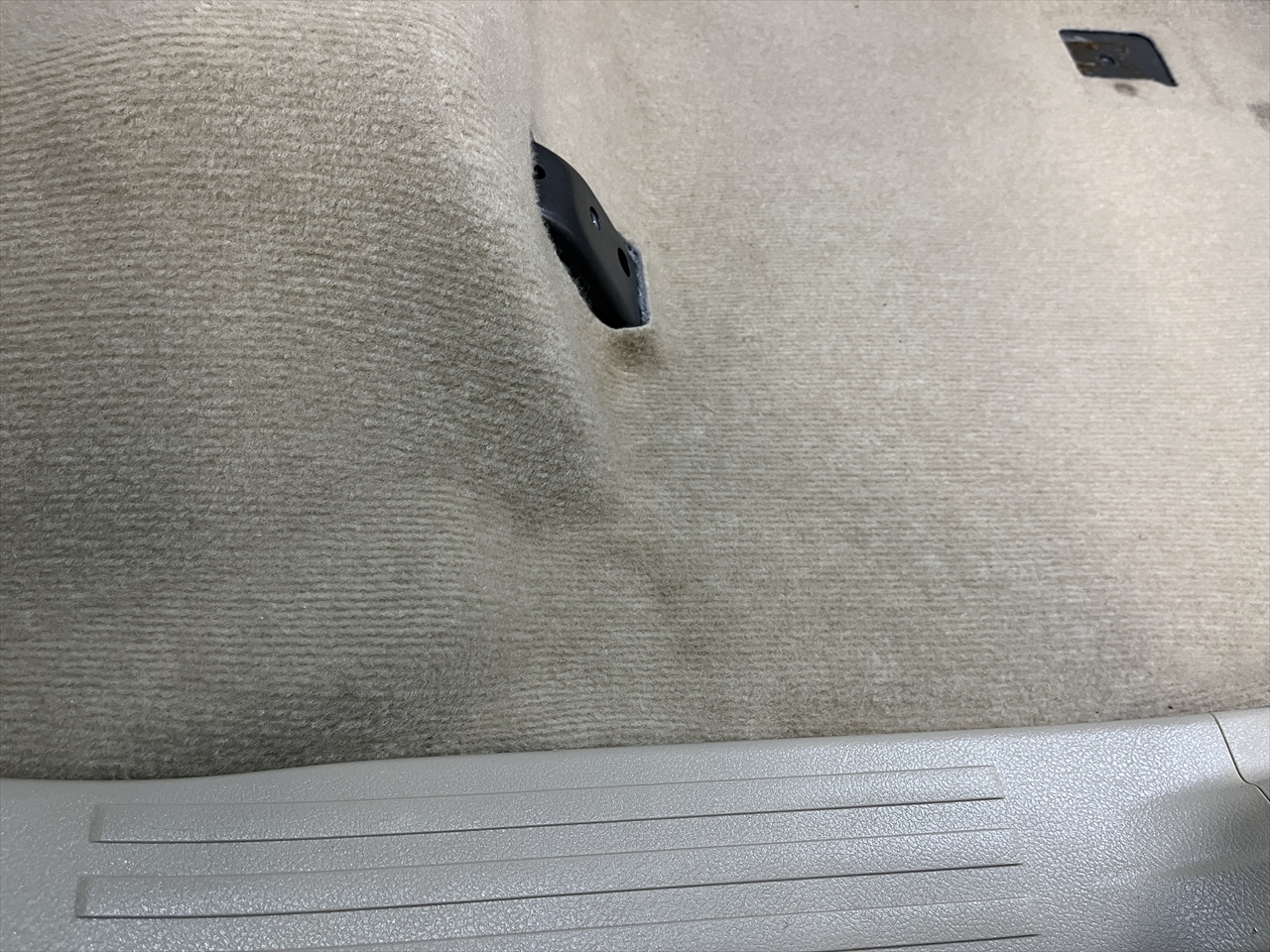 車内クリーニング(タバコ臭・その他)