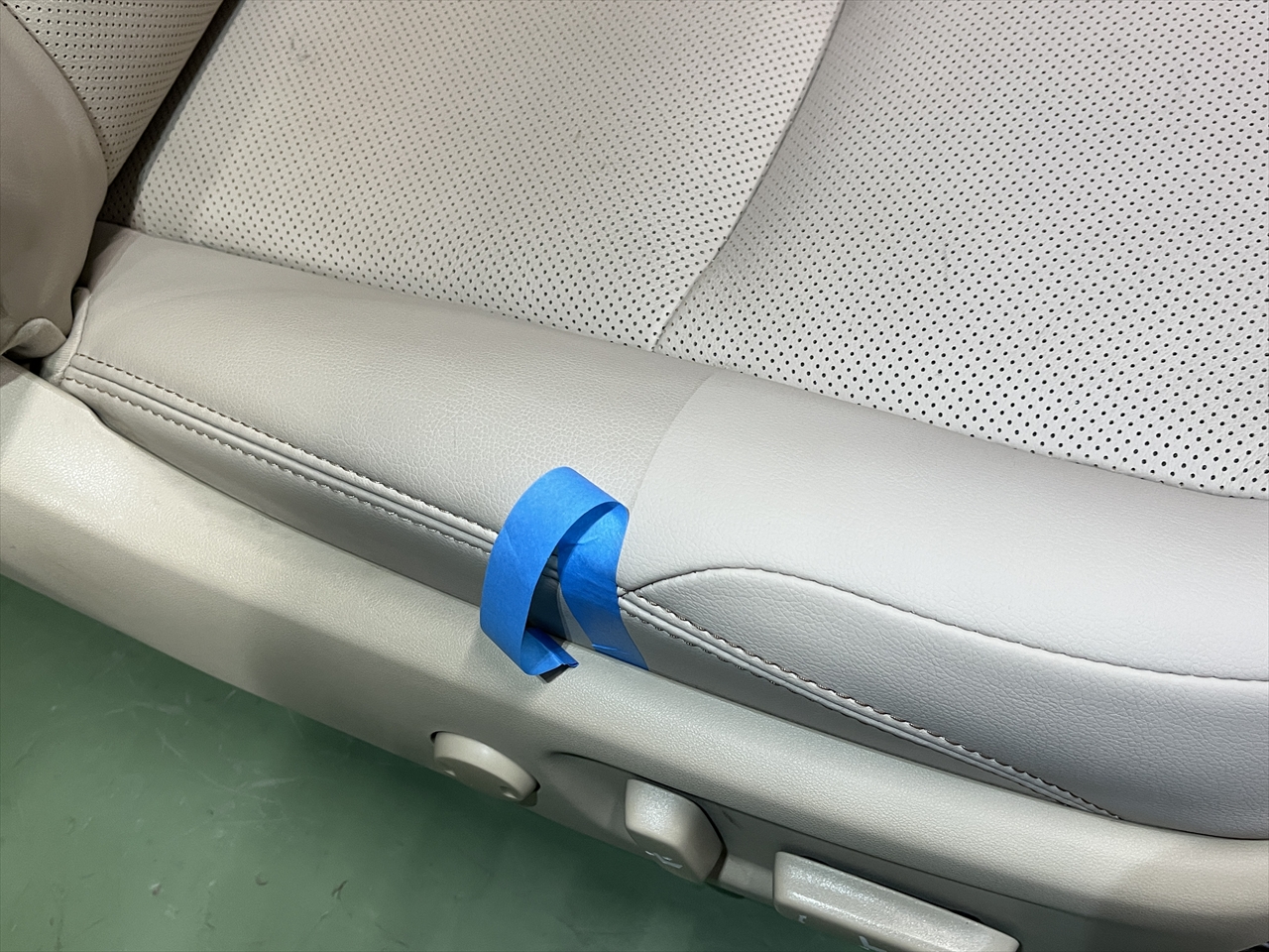 車内クリーニング(タバコ臭・その他)