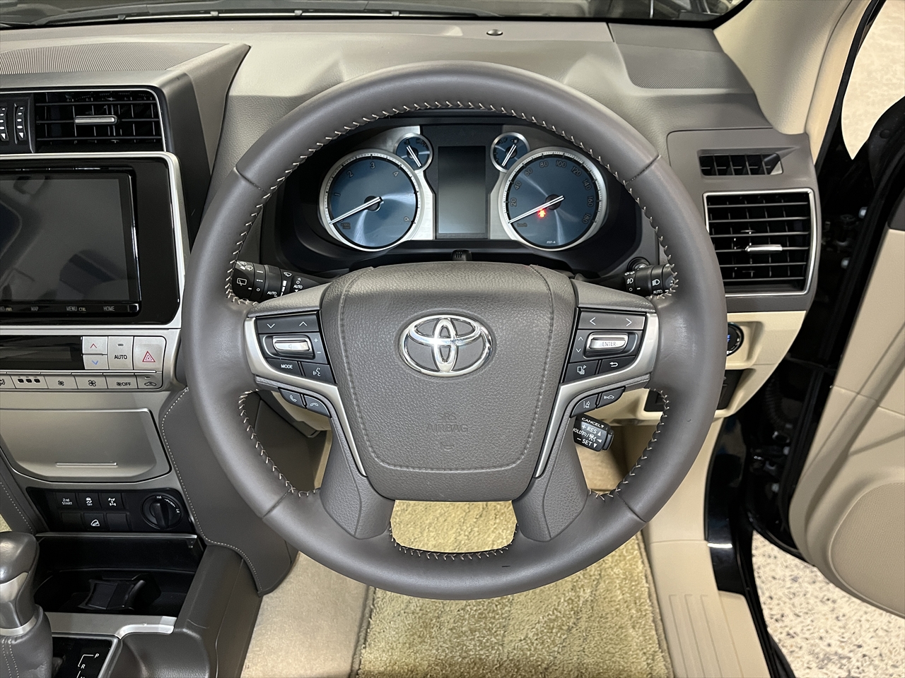 車内クリーニング(タバコ臭・その他)