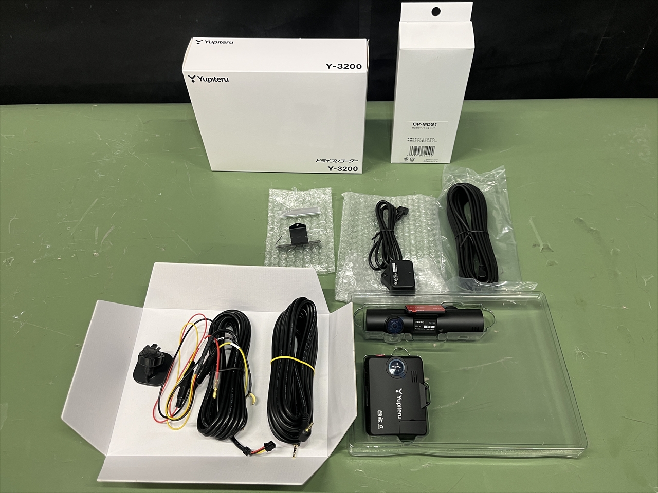 用品取付(ドライブレコーダー・接近検知マイクロ波センサー)
