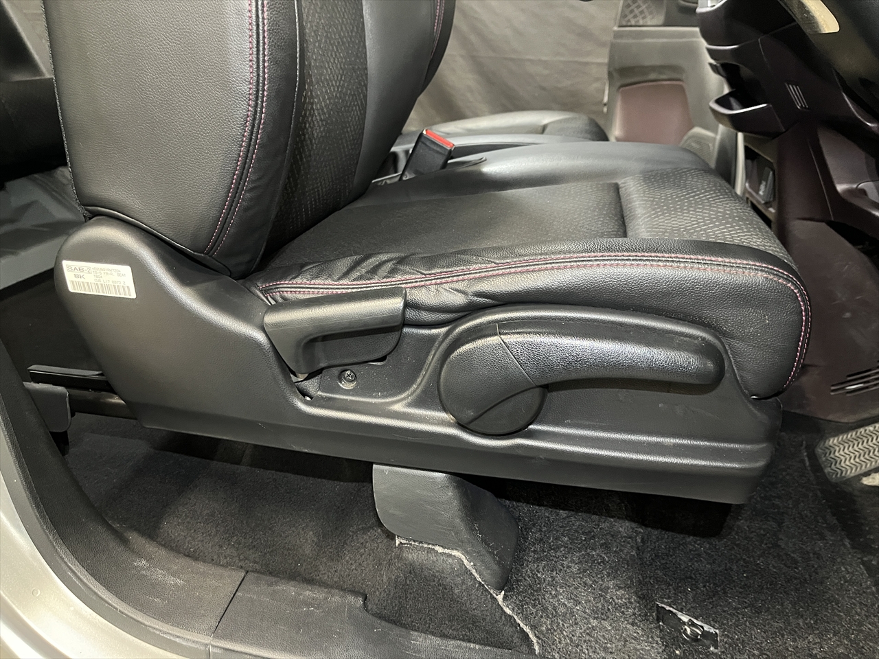 車内クリーニング (タバコ臭)