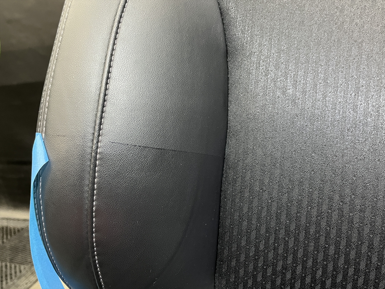 車内クリーニング (タバコ臭)