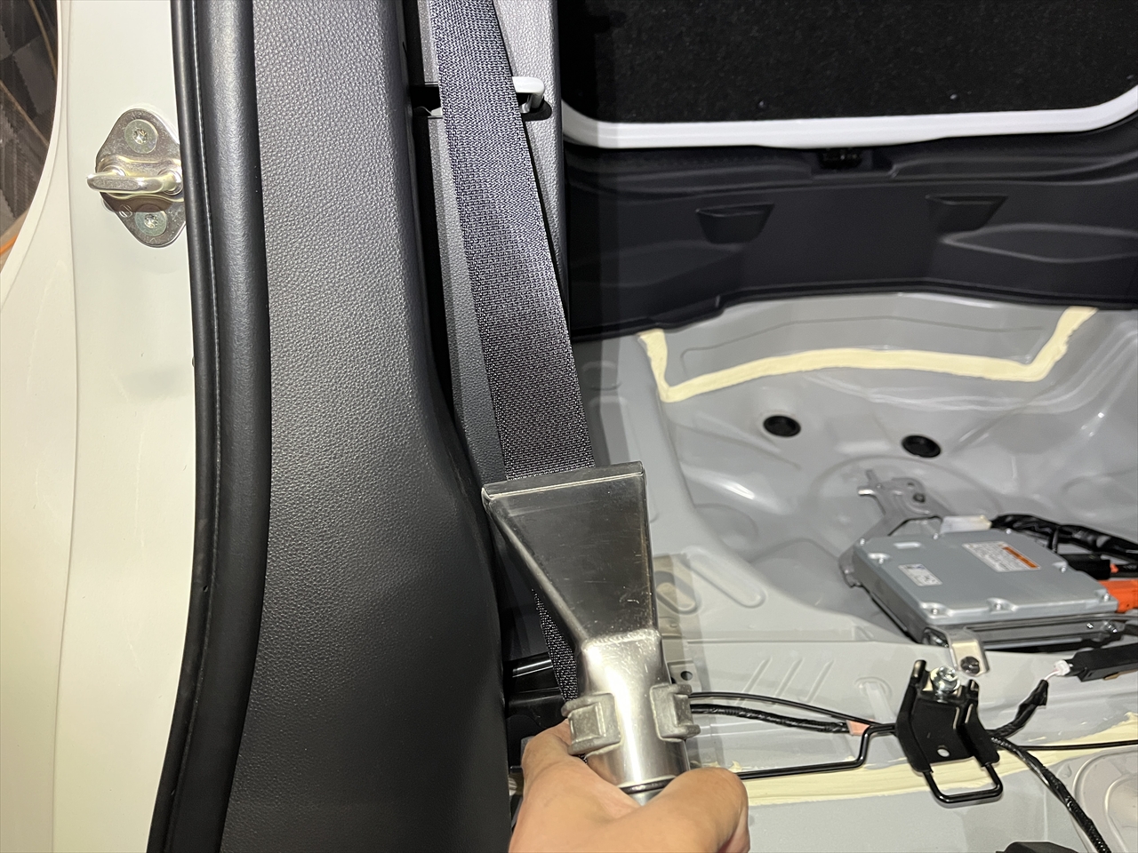 車内クリーニング (タバコ臭)