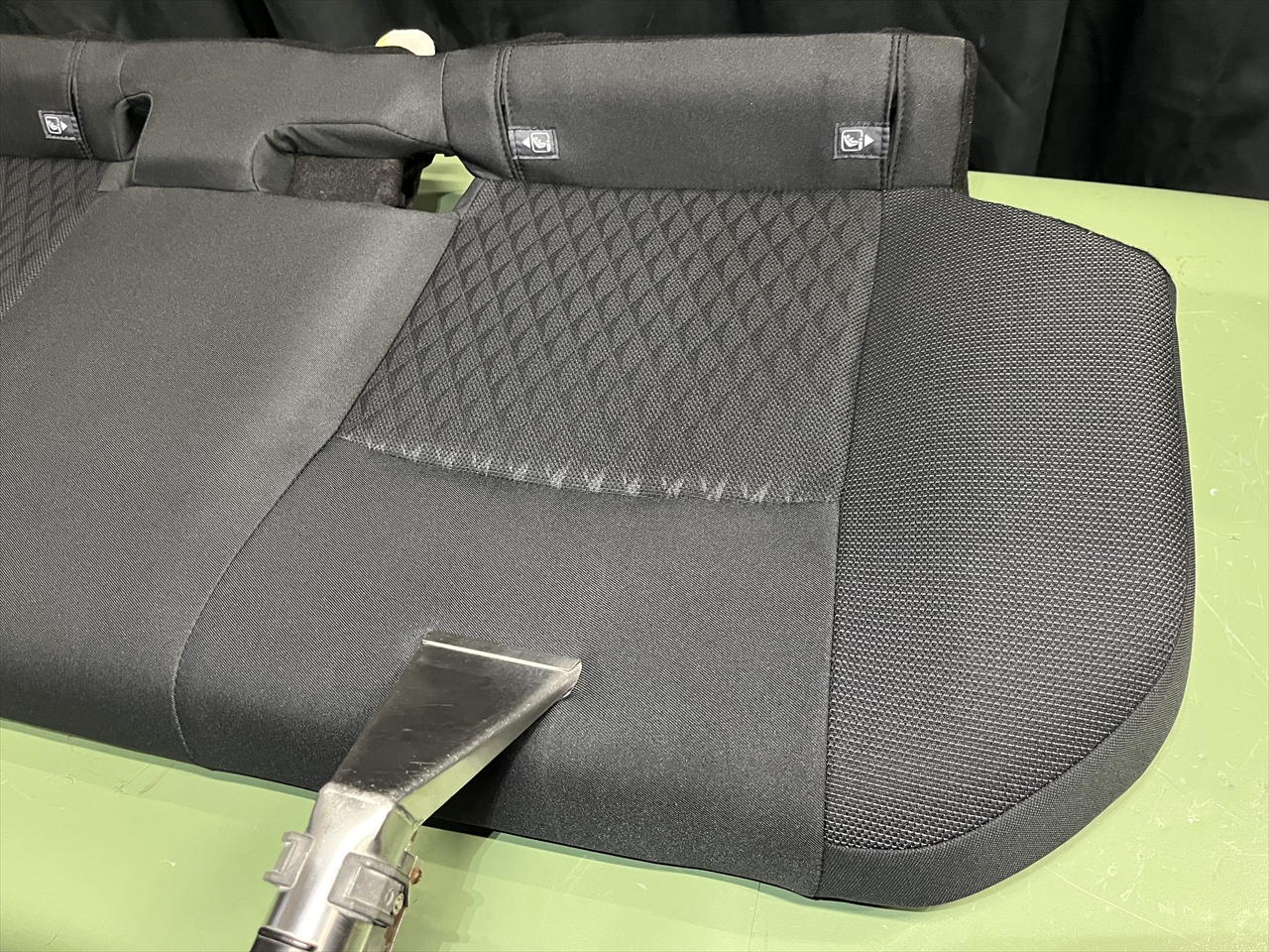 車内クリーニング (タバコ臭)