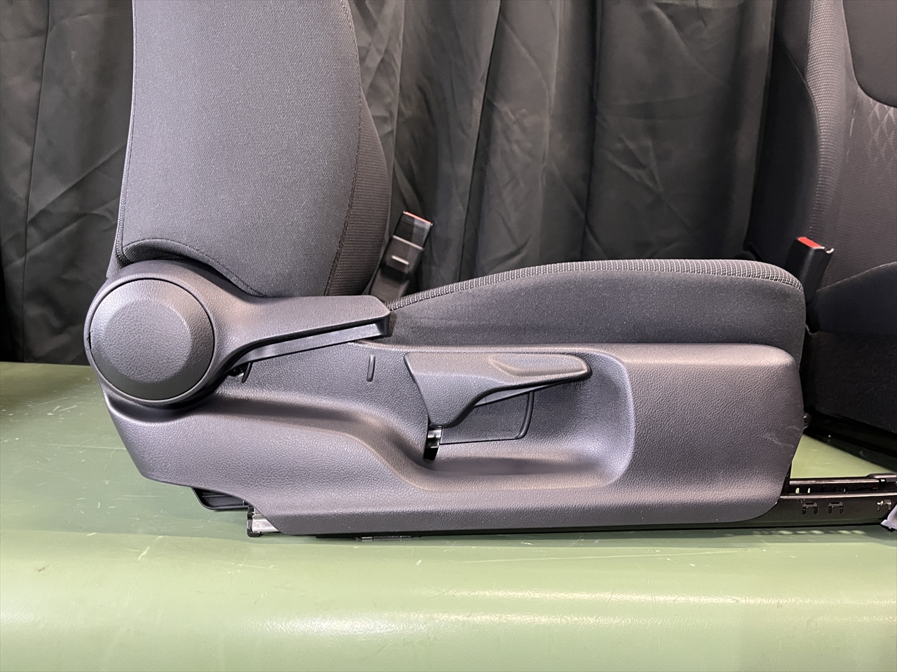 車内クリーニング (タバコ臭)