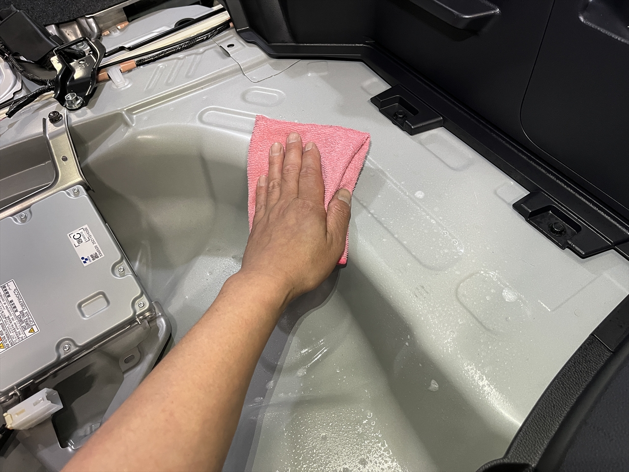 車内クリーニング (タバコ臭)
