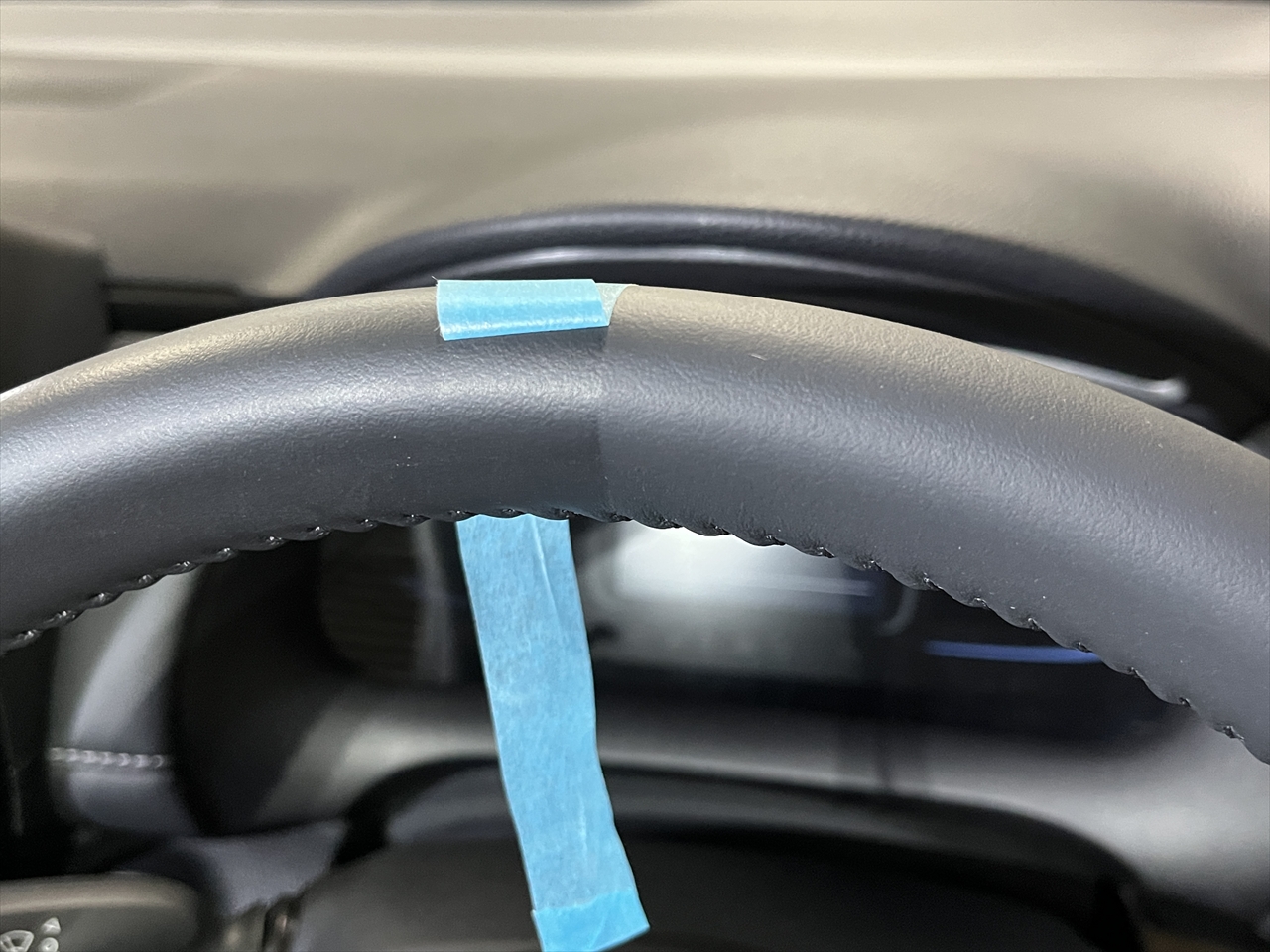 車内クリーニング (タバコ臭)