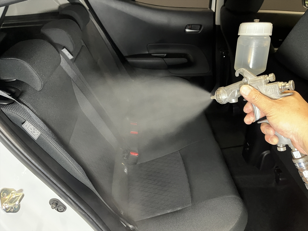 消臭剤散布