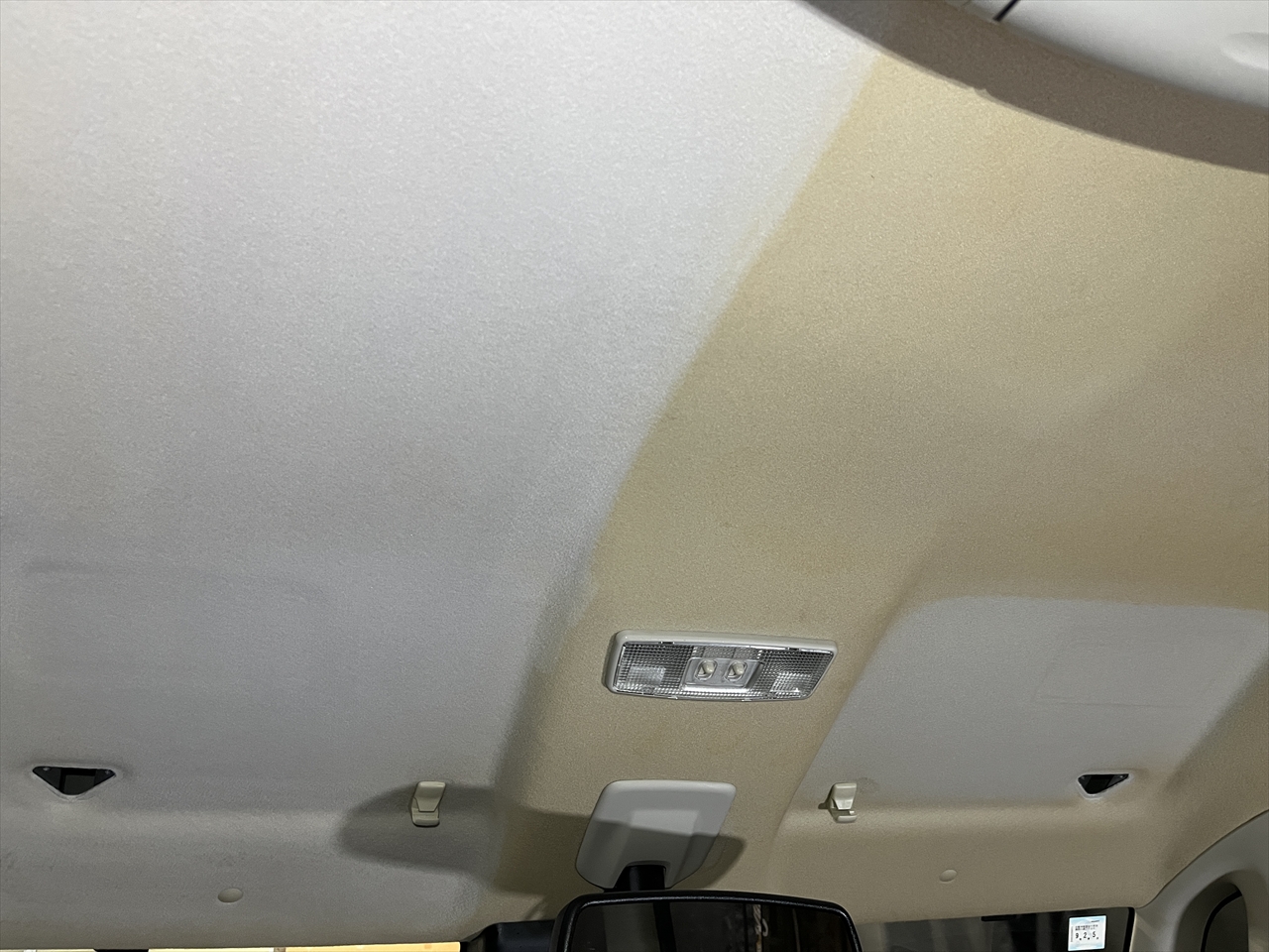 車内クリーニング (タバコ臭)