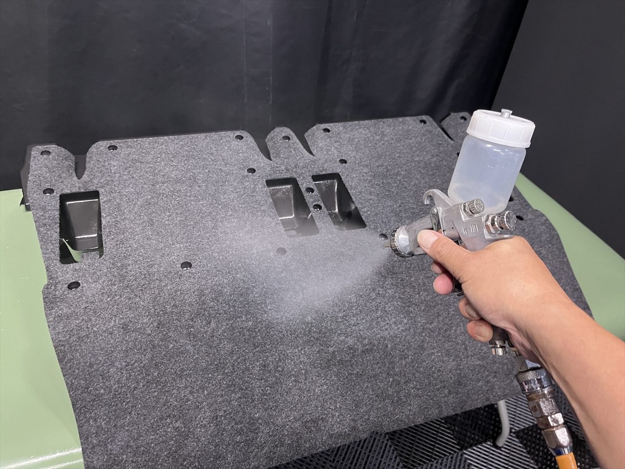 車内クリーニング (タバコ臭)