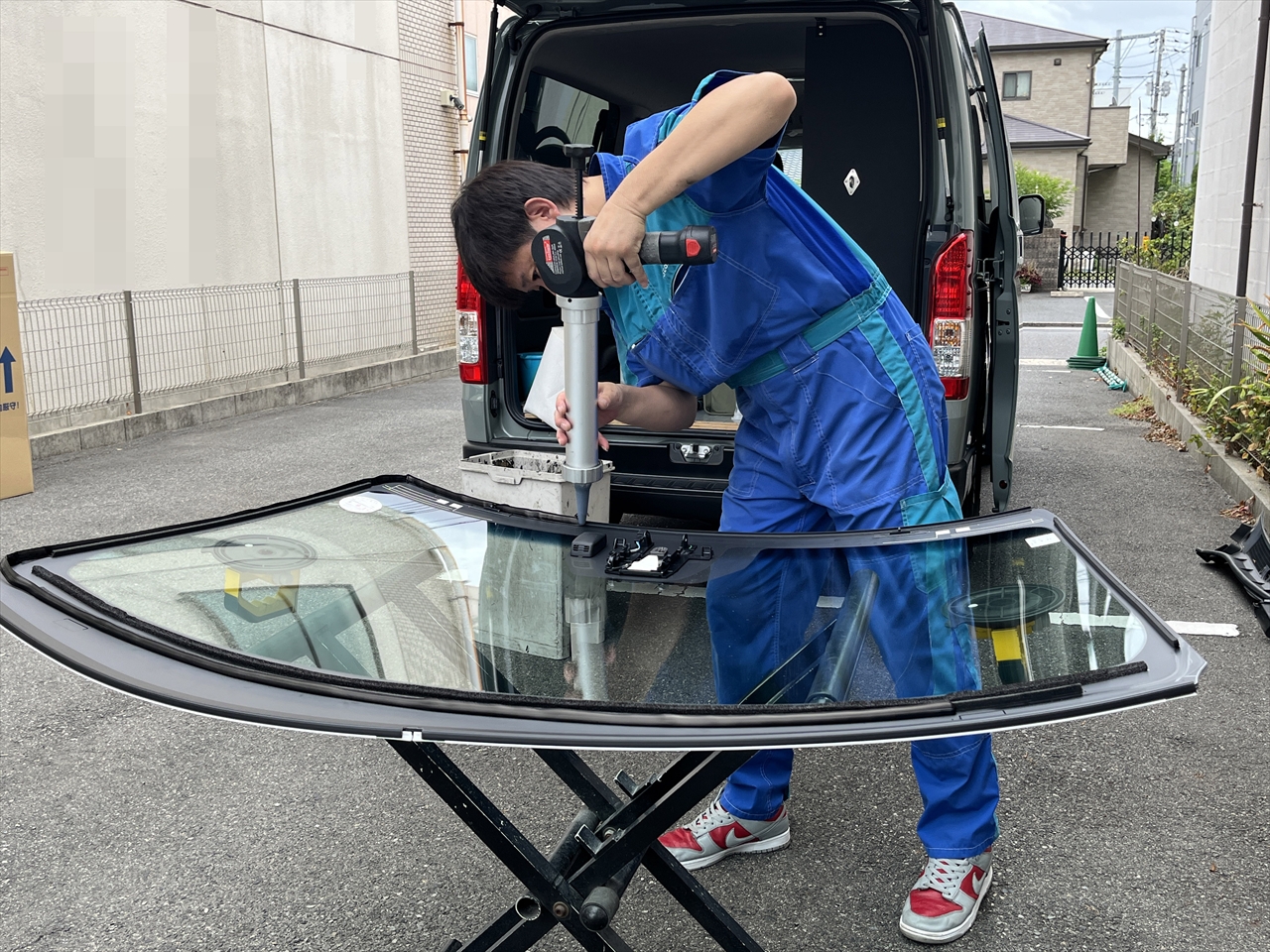 フロントガラス交換・修理
