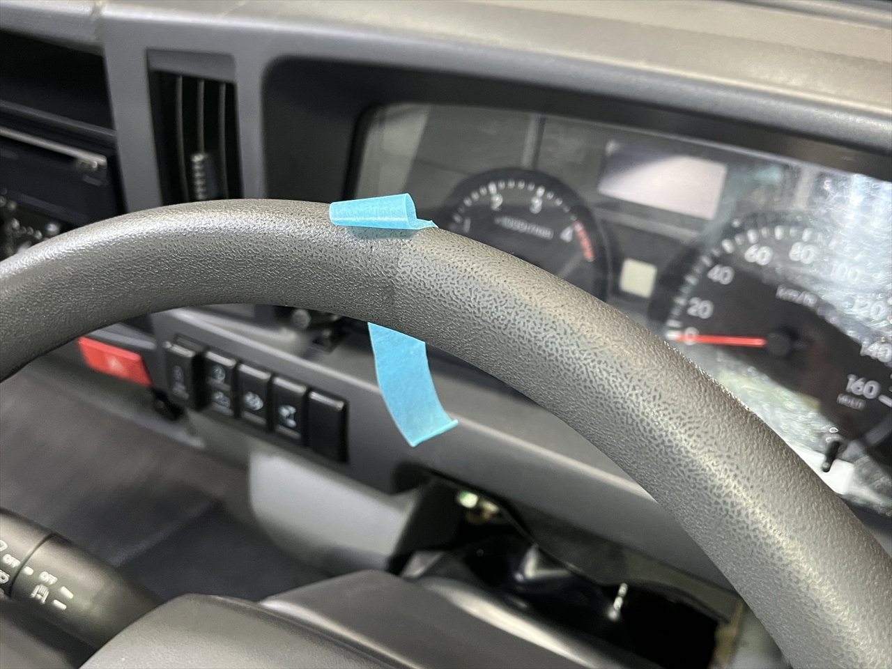 車内クリーニング (タバコ臭)