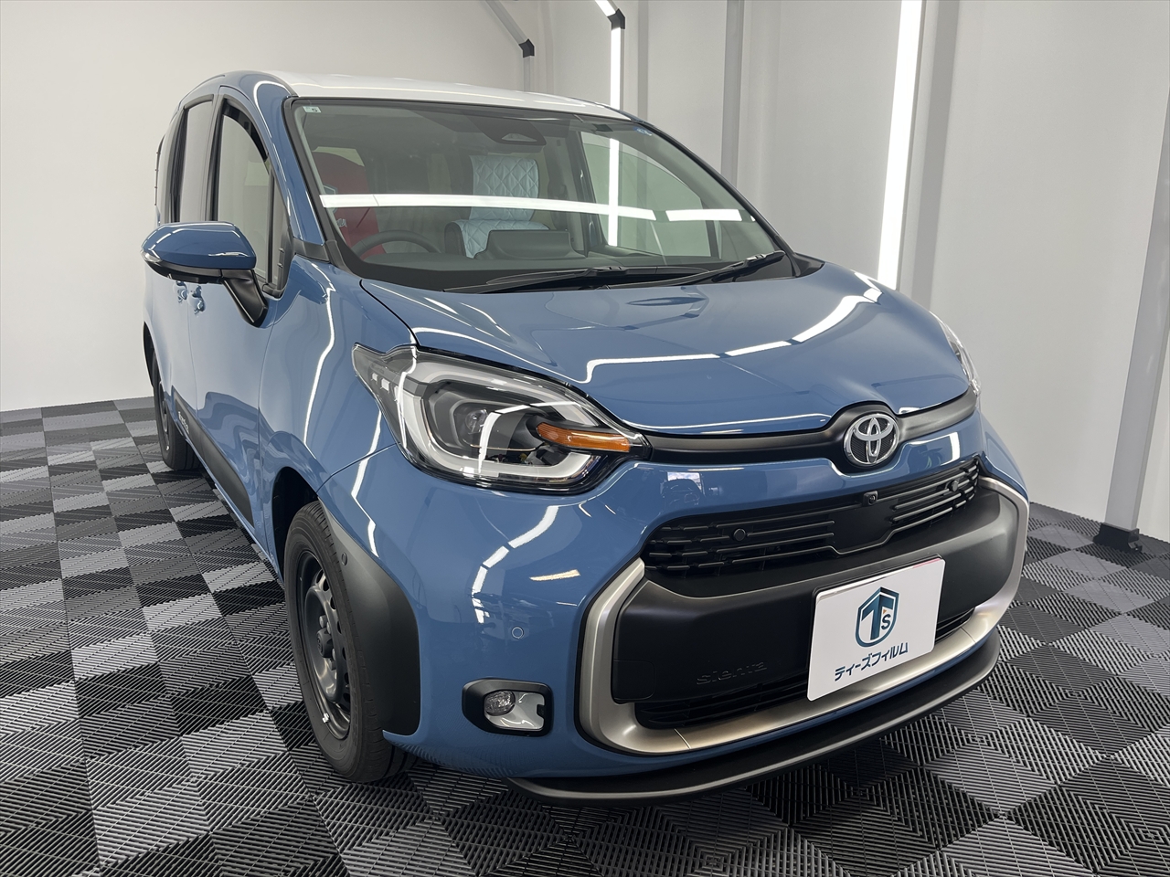 用品取付(デジタルインナーミラー)