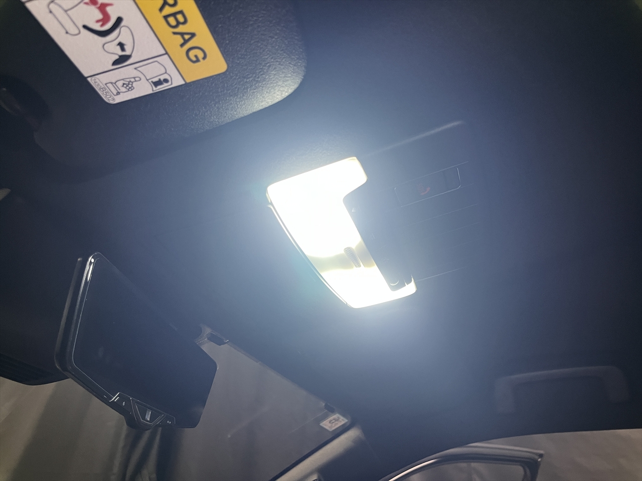 ルームランプLED球交換
