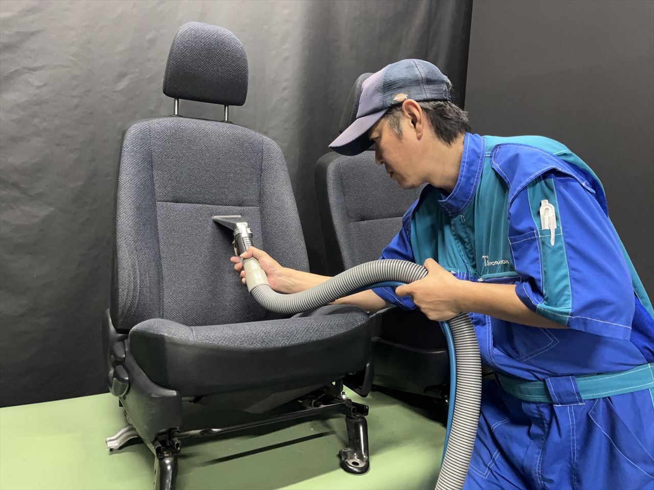車内クリーニング (リフレッシュ)
