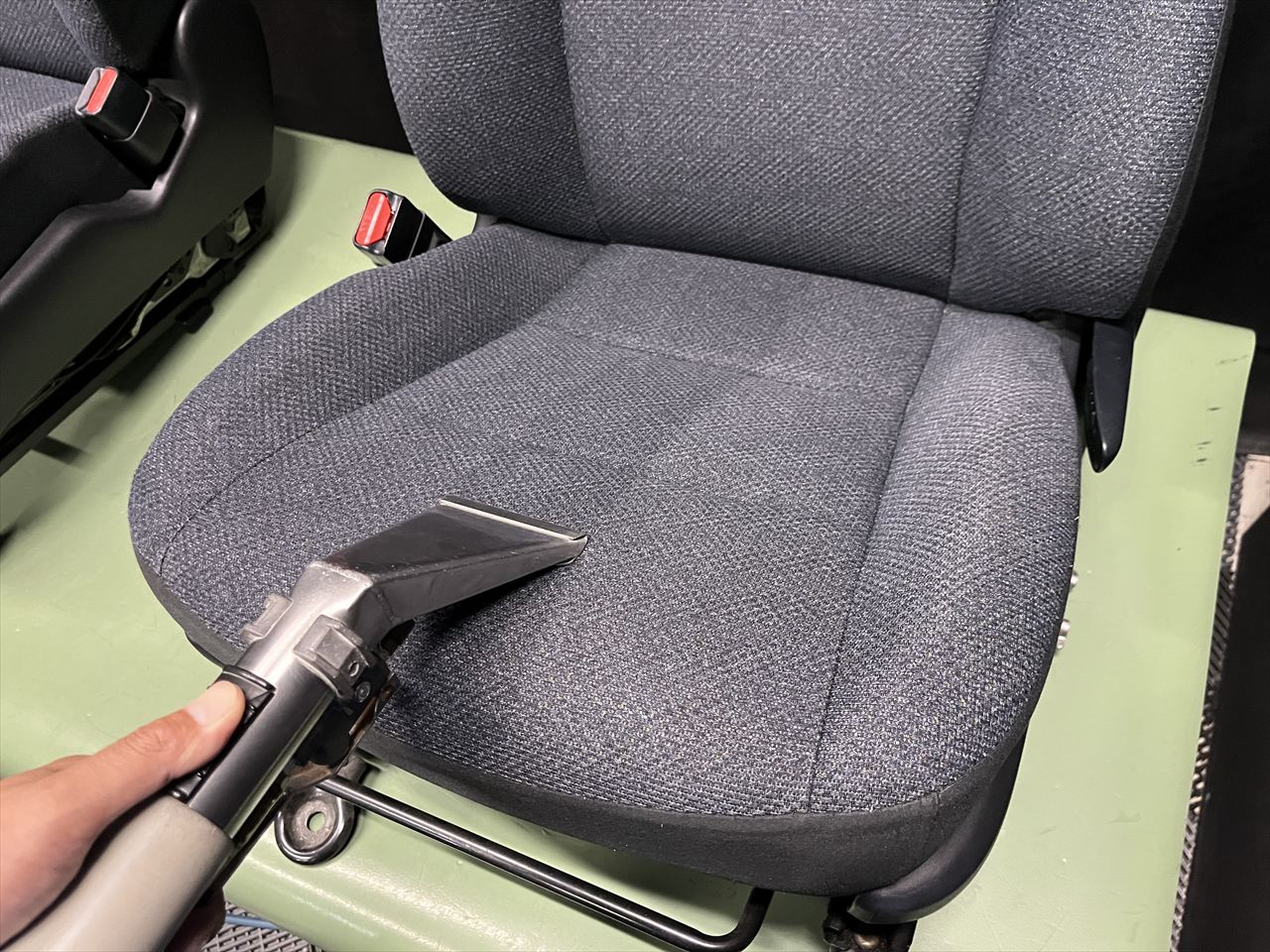 車内クリーニング (リフレッシュ)