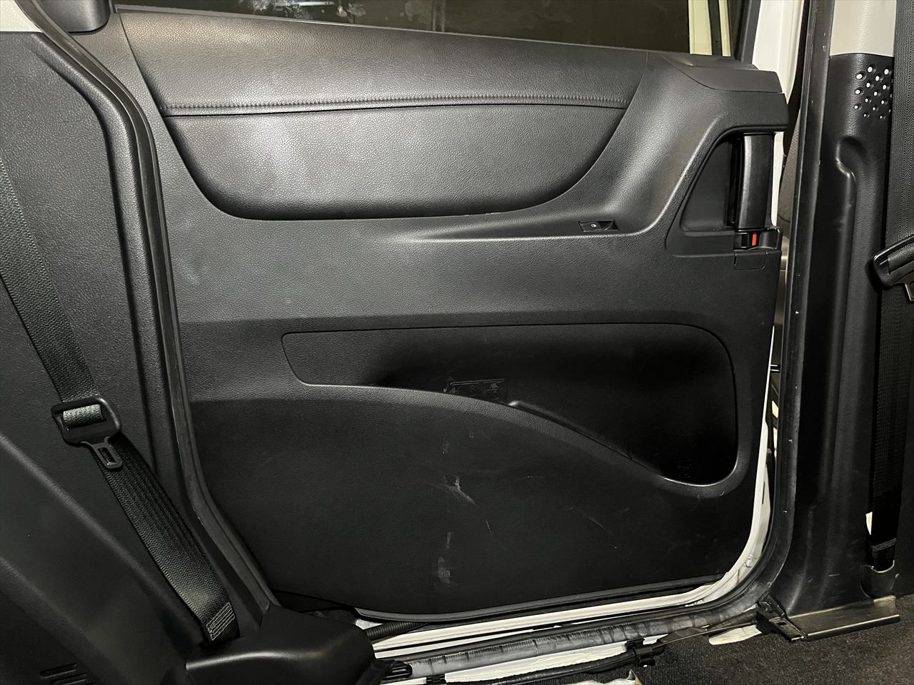 車内クリーニング (リフレッシュ)