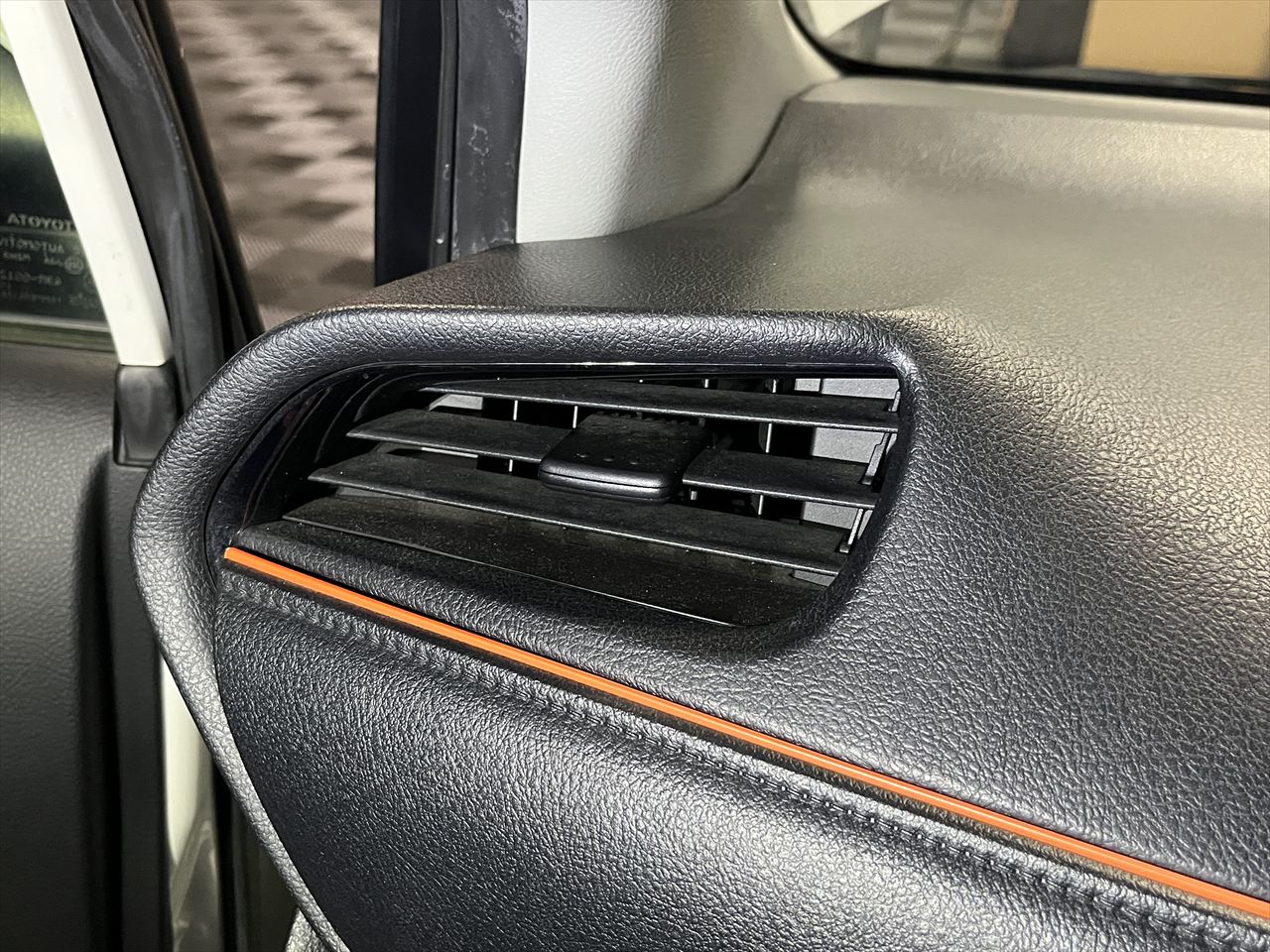 車内クリーニング (リフレッシュ)