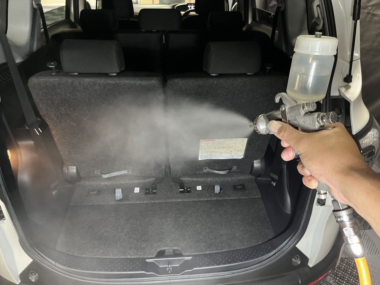 消臭剤散布